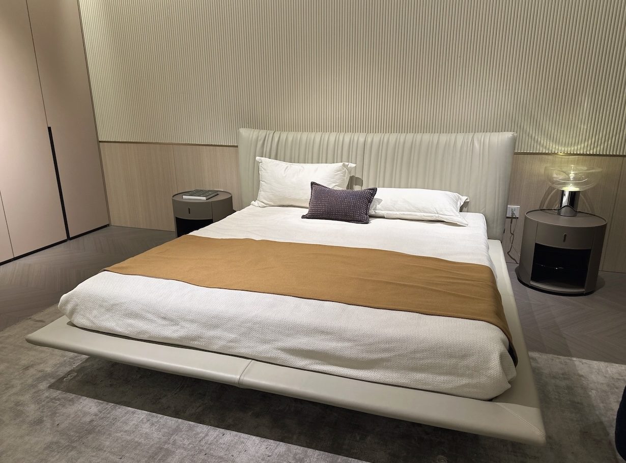 fullcomhome- bedroom